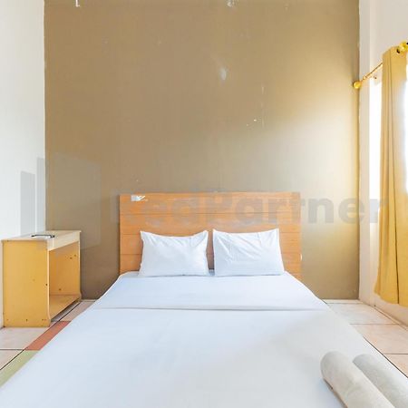 Wisma Alamanda Near Terminal Cicaheum Redpartner Bandung Ngoại thất bức ảnh