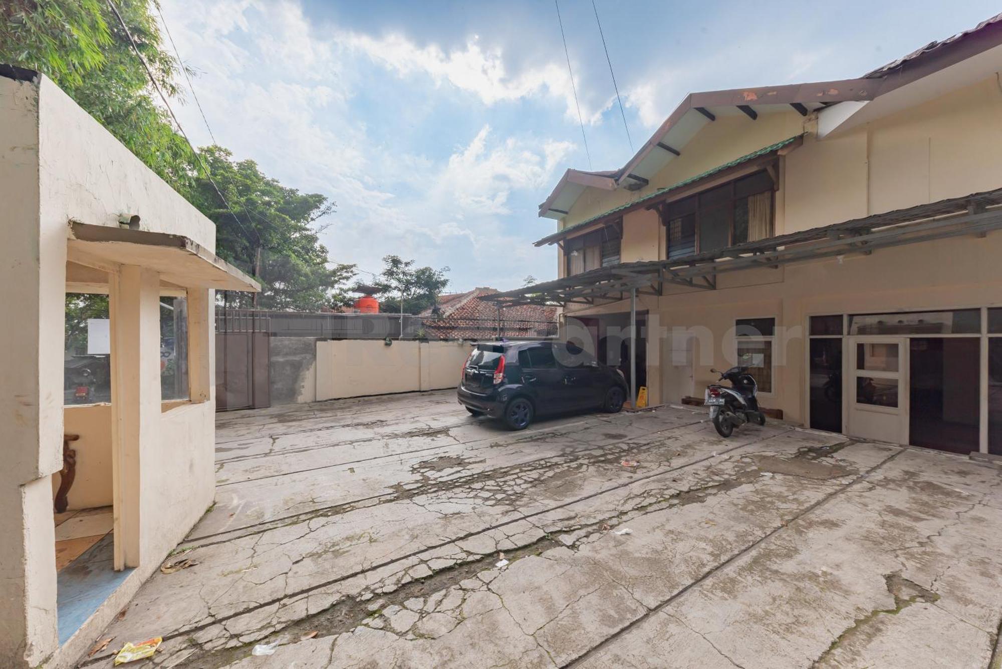 Wisma Alamanda Near Terminal Cicaheum Redpartner Bandung Ngoại thất bức ảnh
